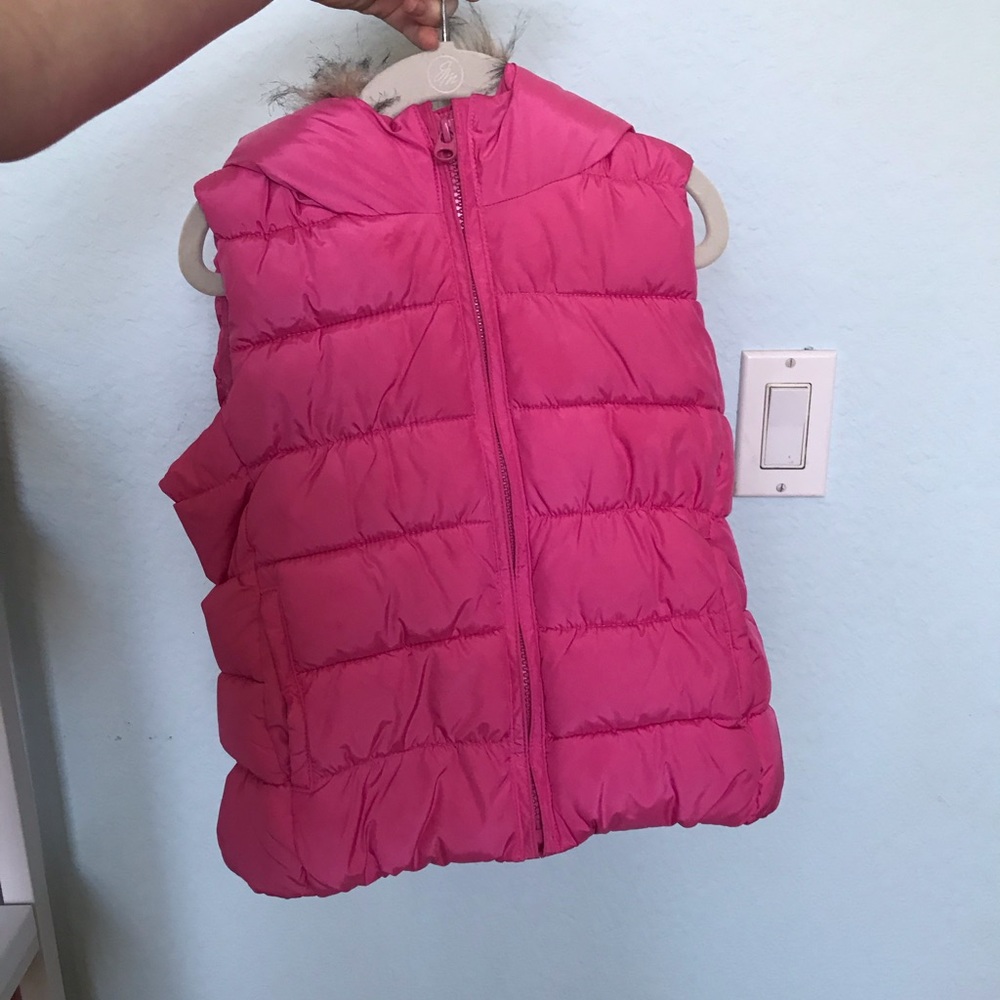 girls puffer vest size 8-10